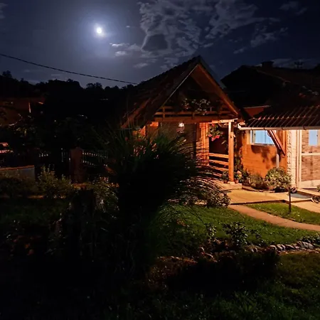 カントリーハウス Seosko Turisticko Domacinstvo Pavlovica Konaci *